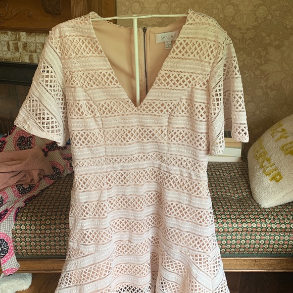 Shills The Label Lace overlay mini‎ dress. Worn about 3x - Picture 1 of 4